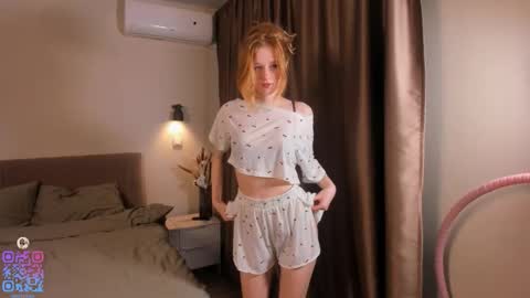 Snapshot of silkencrave chatting on 13, 2, 2026 Call me Mia online show from 13, 2, 2026