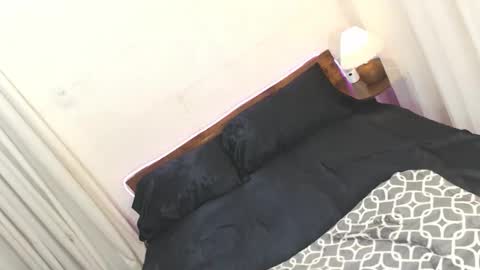 Snapshot of silkypandora chatting on 21, 2, 2026 Angela Rose online show from 21, 2, 2026