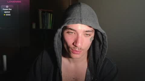 Snapshot of silly_cybin chatting on 22, 4, 2026 cybin online show from 22, 4, 2026