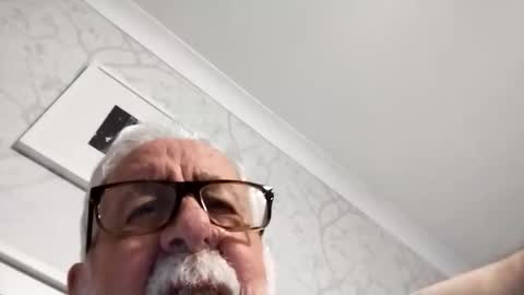 sillyoldman465043 online show from 30, 3, 2026