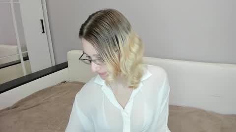 Snapshot of silvadevil chatting on 26, 2, 2026 Kate online show from 26, 2, 2026