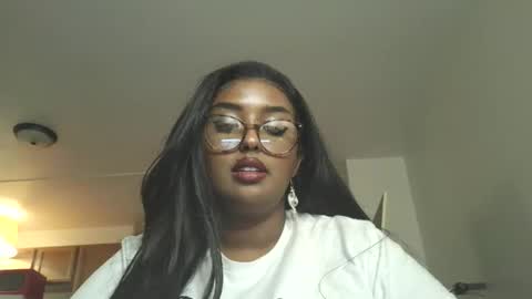 Simin Fox online show from 7, 3, 2026