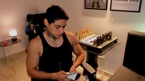Snapshot of simon_cortes chatting on 7, 8, 2026 Simon Cortes online show from 7, 8, 2026
