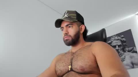 Snapshot of simon_leon01 chatting on 11, 7, 2026 simon_leon01 online show from 11, 7, 2026