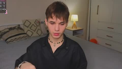 Snapshot of simonboy592 chatting on 31, 3, 2026 Alex online show from 31, 3, 2026