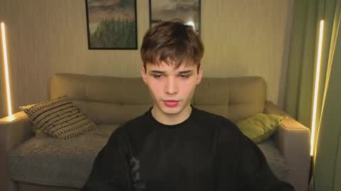 Snapshot of simonboy592 chatting on 6, 4, 2026 Alex online show from 6, 4, 2026