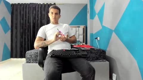 SIMON KELER online show from 6, 12, 2024