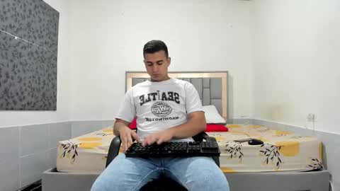 SIMON KELER online show from 26, 11, 2025