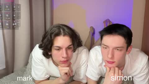Snapshot of simonsecrett chatting on 5, 3, 2026 Simon online show from 5, 3, 2026