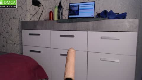 regina online show from 4, 12, 2024