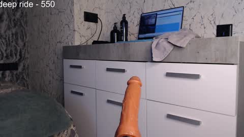 regina online show from 28, 1, 2025