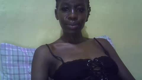 simplyloy33 online show from 15, 4, 2026