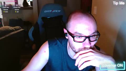 Snapshot of sin_lord chatting on 28, 11, 2025 Husky Dad online show from 28, 11, 2025