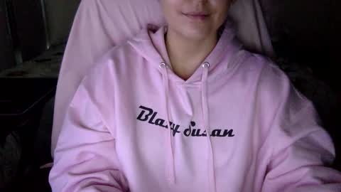 Snapshot of sindrastone chatting on 1, 1, 2025 Sindra online show from 1, 1, 2025