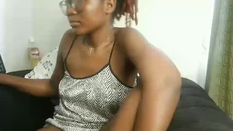 Snapshot of sinful_shadow chatting on 18, 5, 2026 sinful_shadow online show from 18, 5, 2026