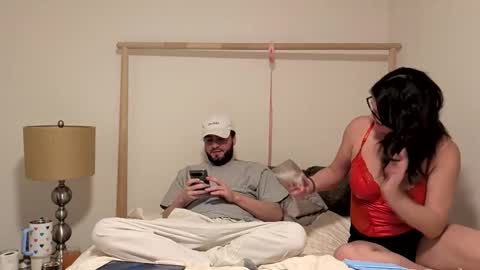 Snapshot of sinfulspouses chatting on 1, 4, 2026 ThePlayhouseDuo online show from 1, 4, 2026