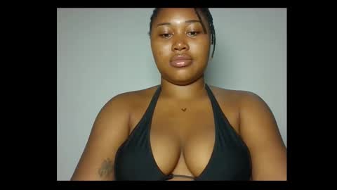 Snapshot of sinfultemptx chatting on 20, 2, 2026 Zanele online show from 20, 2, 2026