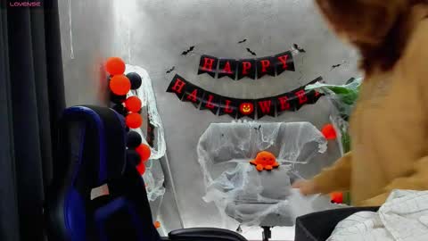 Sinty Noria online show from 1, 11, 2025