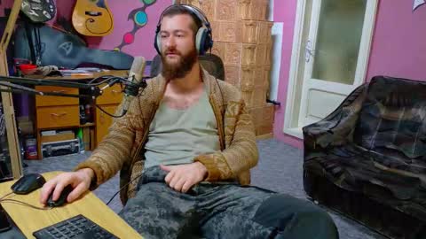 Snapshot of sir_pelo_iv chatting on 25, 2, 2026 I am The Fourth and only Sir. Pelo online show from 25, 2, 2026