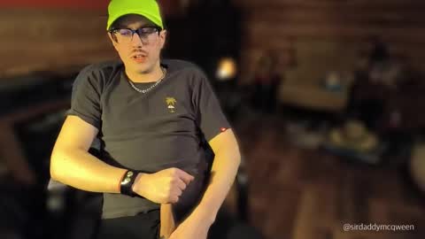 Snapshot of sirdaddymcqween chatting on 2, 3, 2026 Sir Daddy McQween online show from 2, 3, 2026