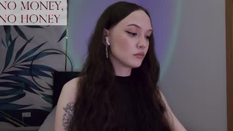 Snapshot of sirenaswhisper chatting on 14, 6, 2026 Goddess Sirena online show from 14, 6, 2026