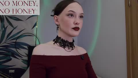 Snapshot of sirenaswhisper chatting on 1, 7, 2026 Goddess Sirena online show from 1, 7, 2026