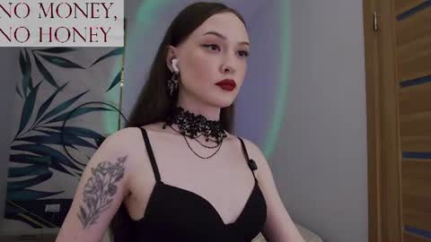 Snapshot of sirenaswhisper chatting on 10, 7, 2026 Goddess Sirena online show from 10, 7, 2026