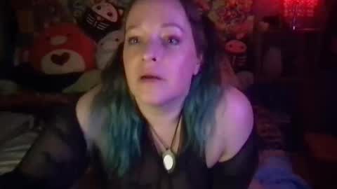 Snapshot of sirenfalls888 chatting on 4, 10, 2025 RavenFalls Aphrodite Priestess online show from 4, 10, 2025