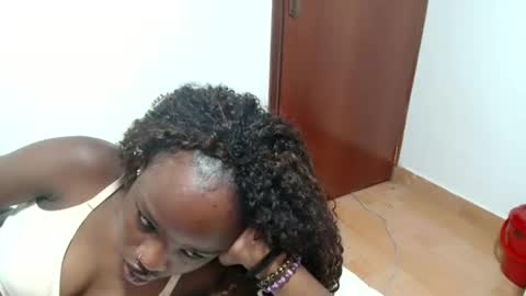 shannie online show from 10, 4, 2026