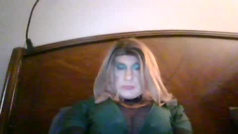 Snapshot of sissyandi38 chatting on 6, 7, 2026 wants to suck cock online show from 6, 7, 2026