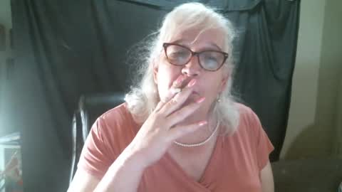 Snapshot of sissydianetx chatting on 19, 9, 2025 Sissy Diane online show from 19, 9, 2025