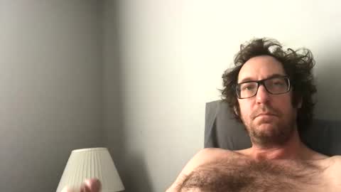 sixfootseven online show from 19, 2, 2026