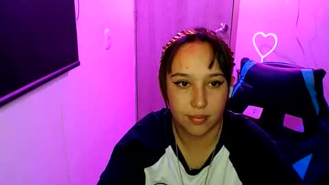 Snapshot of skarlet_adams chatting on 28, 4, 2026 Alice online show from 28, 4, 2026