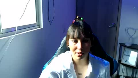 Snapshot of skarlet_adams chatting on 20, 5, 2026 Alice online show from 20, 5, 2026