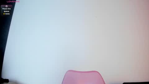 Snapshot of skarlet_miller_ chatting on 8, 5, 2026 SKARLET online show from 8, 5, 2026