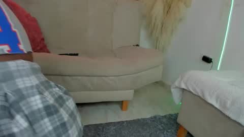 Skarlet online show from 18, 1, 2025