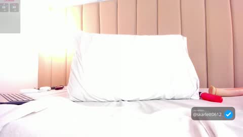 Snapshot of skarlett_monroee chatting on 18, 12, 2024 Skarlet online show from 18, 12, 2024