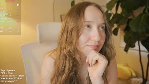 Snapshot of skarpio17 chatting on 18, 5, 2026 Im Scarlett ONLINE 5pm-10pm NYC time online show from 18, 5, 2026