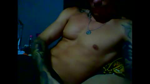 Snapshot of skater19xxx chatting on 12, 12, 2024 miguel online show from 12, 12, 2024