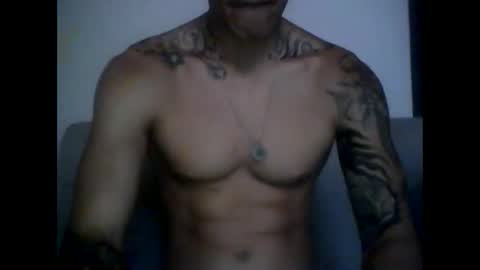 Snapshot of skater19xxx chatting on 18, 2, 2025 miguel online show from 18, 2, 2025