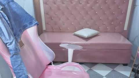 Snapshot of skeler_lovd_b chatting on 8, 6, 2026 Skarlet online show from 8, 6, 2026