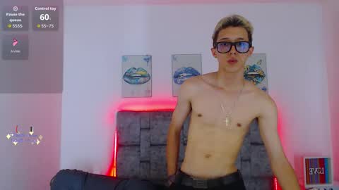 skinny_bigcock20 online show from 13, 12, 2025