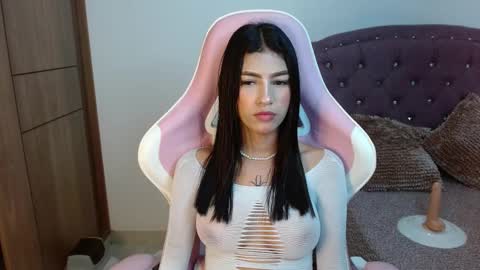 Snapshot of skinny_hailey1 chatting on 3, 3, 2025 Hailey online show from 3, 3, 2025