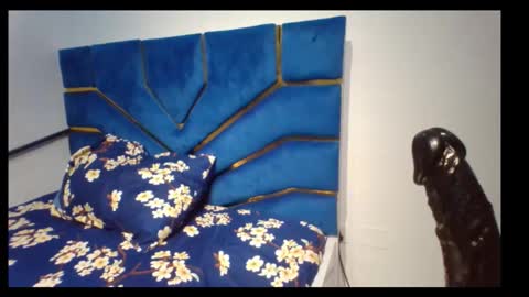 skinnyasssexyboobs online show from 22, 11, 2025