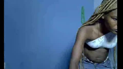 Linda independent model online show from 31, 3, 2026