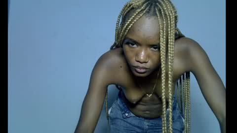 Linda independent model online show from 4, 4, 2026