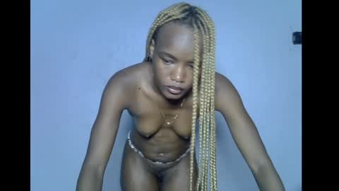 Linda independent model online show from 11, 4, 2026