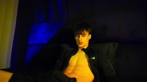 skinnyguywithbigd online show from 12, 1, 2025