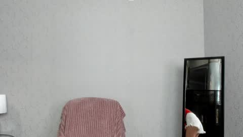 Snapshot of skinnyladyy chatting on 3, 2, 2025 Skinnyladyy online show from 3, 2, 2025