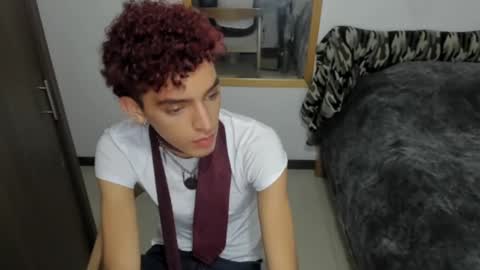 skinnypipe15 online show from 22, 10, 2025